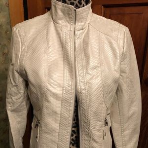Giacca Faux Leather White Pearl Jacket Sz Med NWT